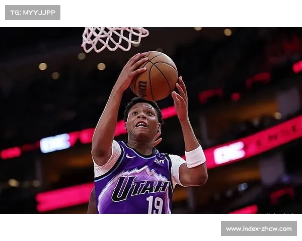 贝利首发后卫疯狂打铁，爵士外线失准成七连败重要败因